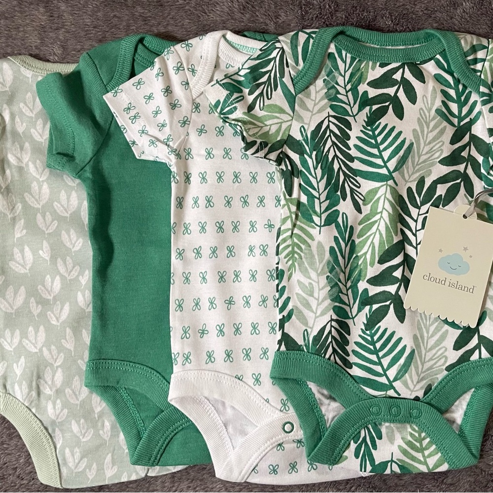 Cloud Island Green and White Leaf Bodysuit